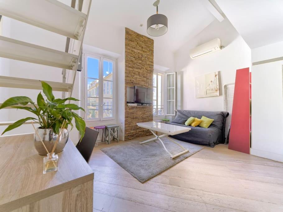 Appartement Cosy Duplex, Hyper Centre, Wifi,air Conditionner Nice
