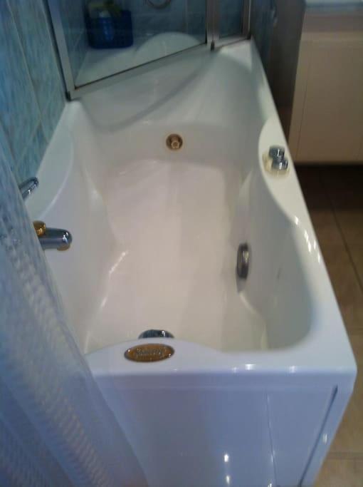Apartment Port 4 Pax, 2 Clim Balneo Parking Nice