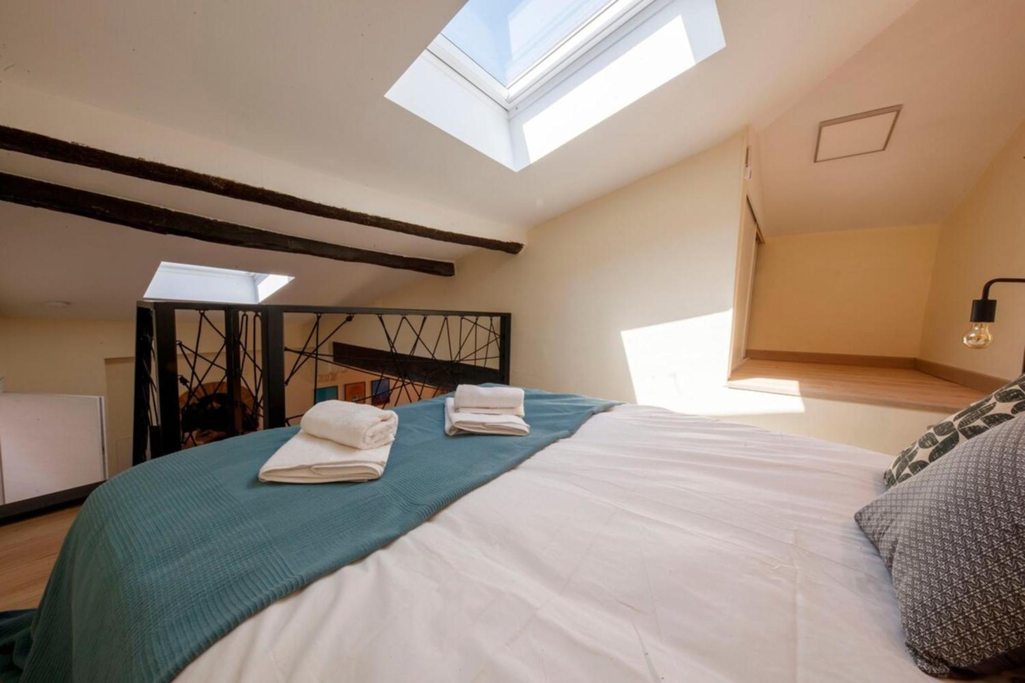 06a2 - Heart Of Old Beautiful Renovated *