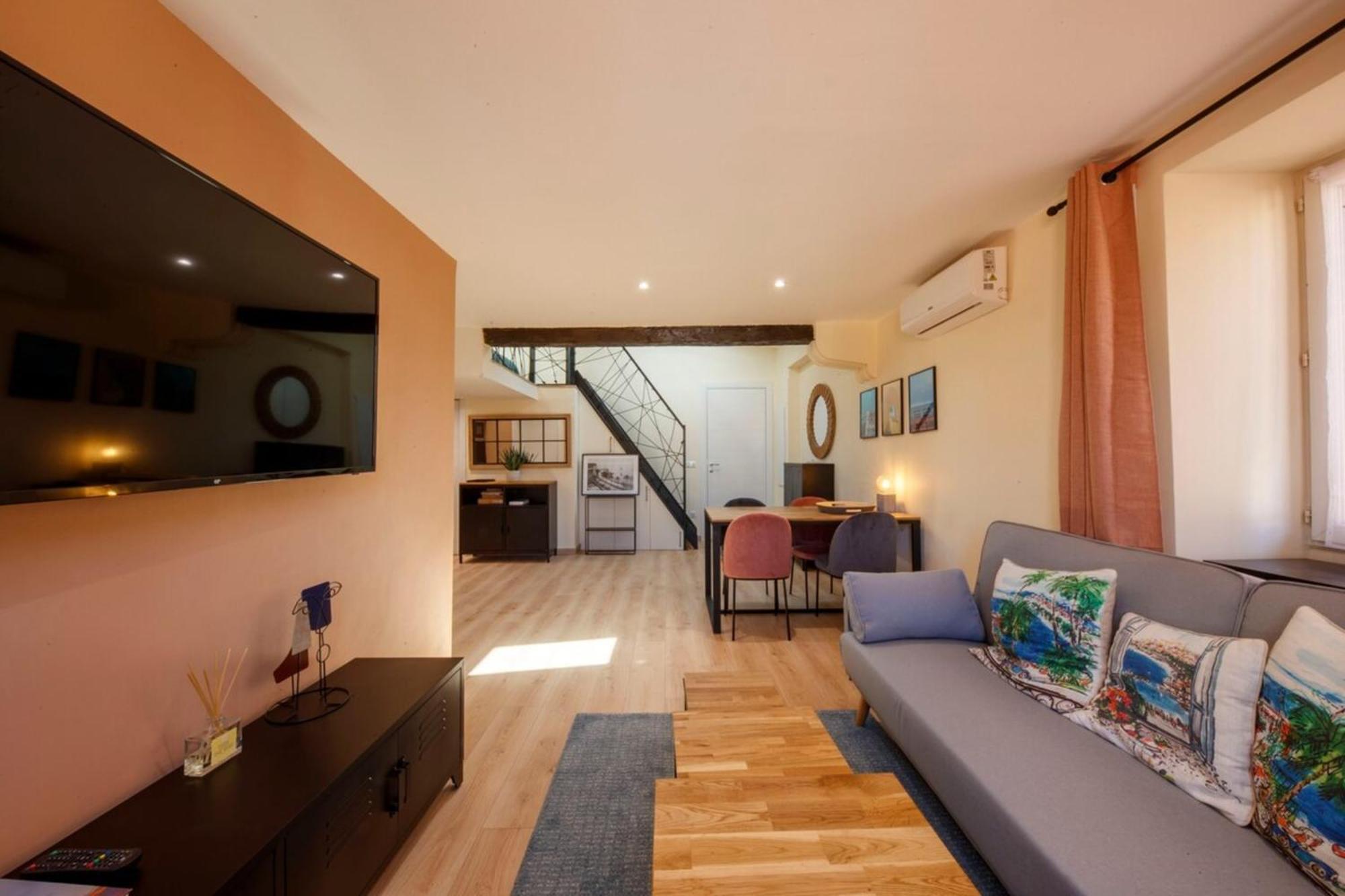Apartamento 06a2 - Heart Of Old Beautiful Renovated *