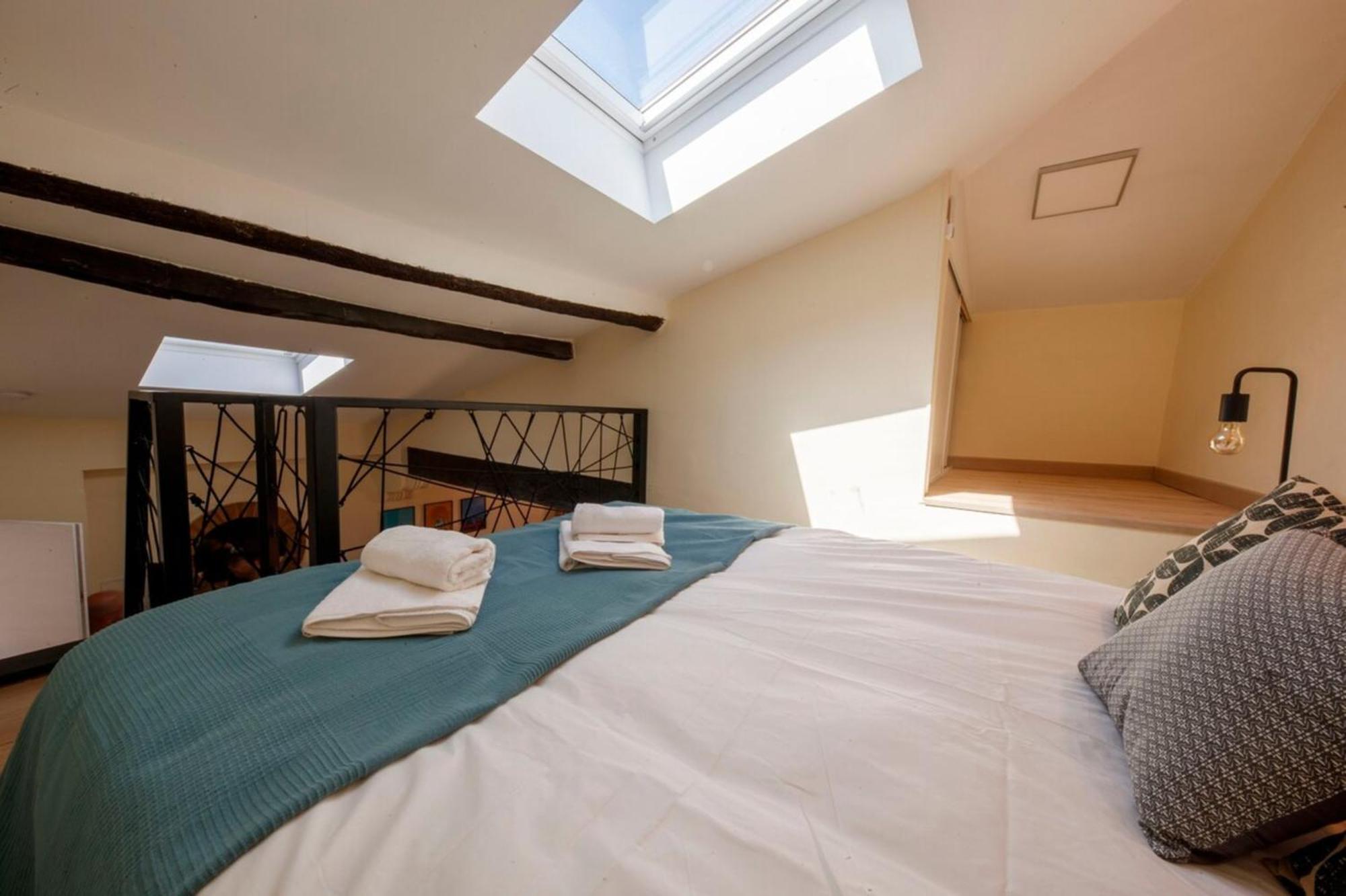 06a2 - Heart Of Old Beautiful Renovated Apartamento Nice