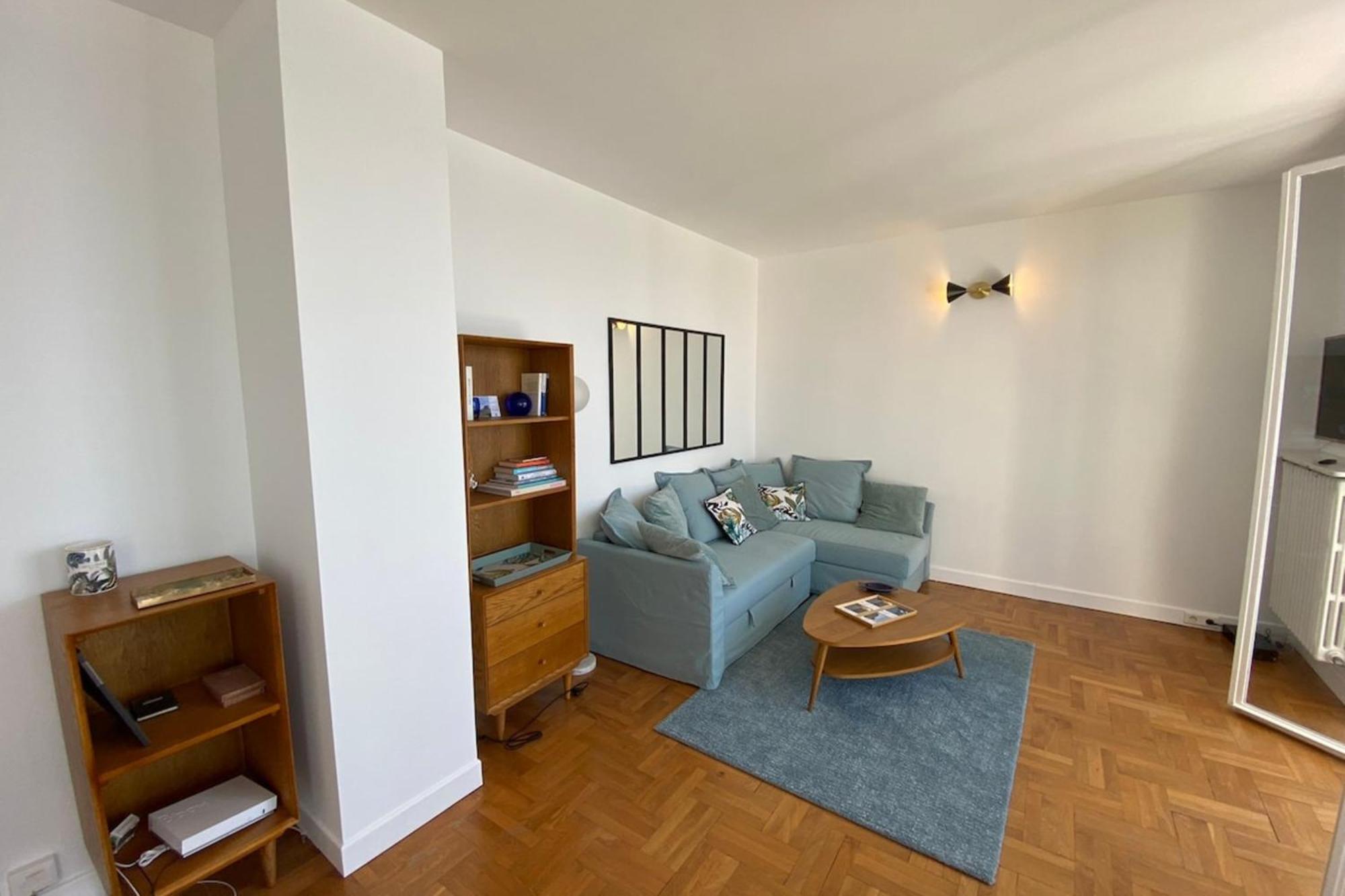 Apartment 06a1 - Just Like On A Boat Sailing On The Sea Nice