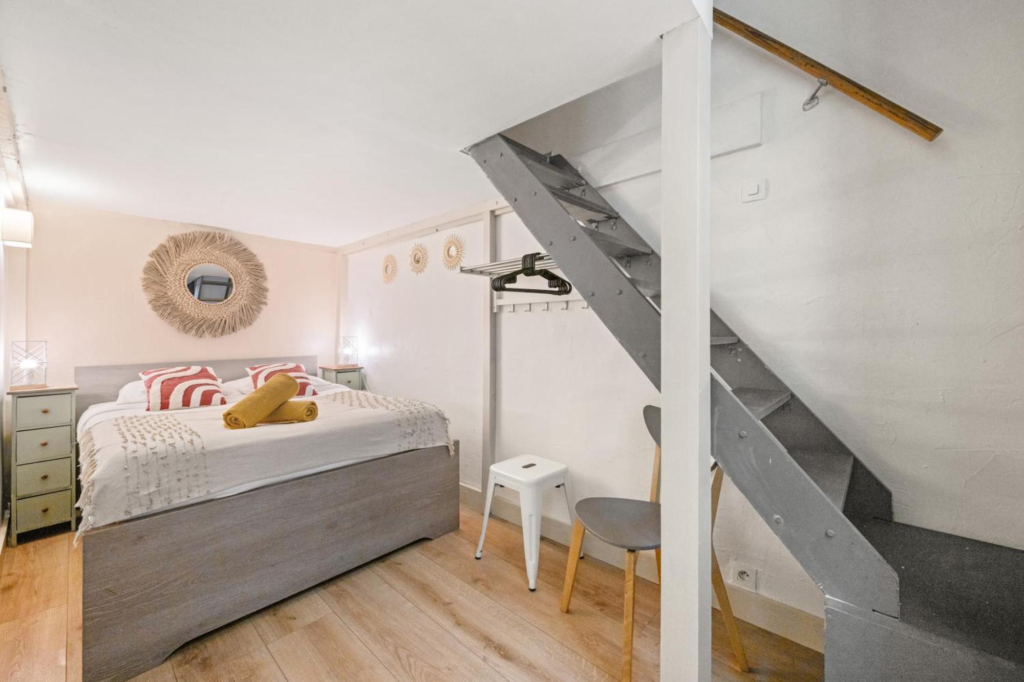 Apartment Spacieux Loft & Central- Vieux Nice