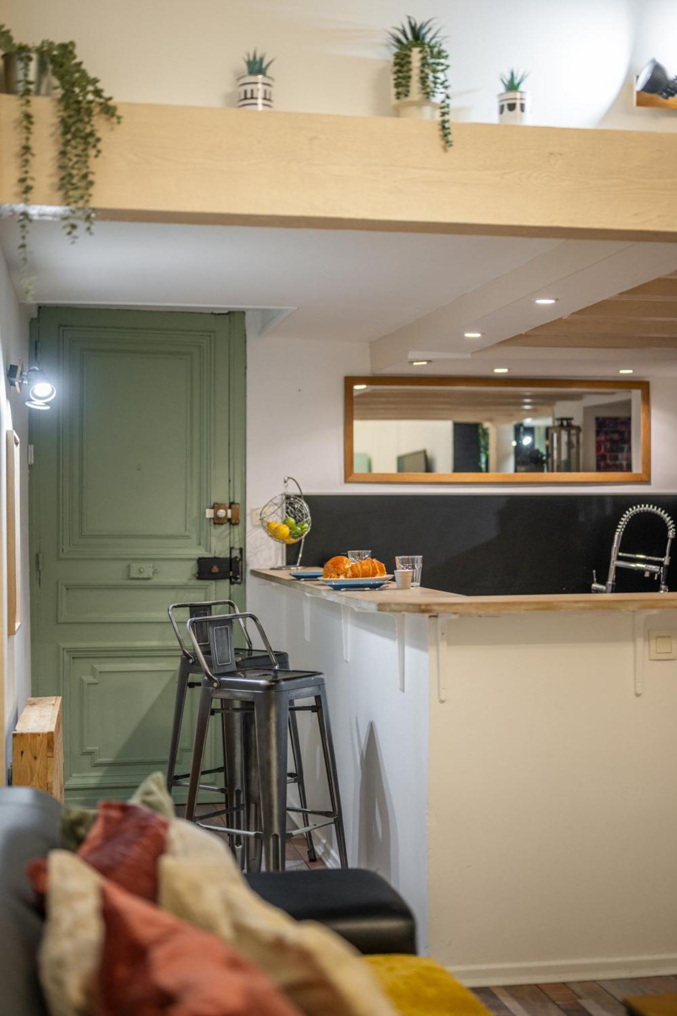 Spacieux Loft & Central- Vieux Apartment