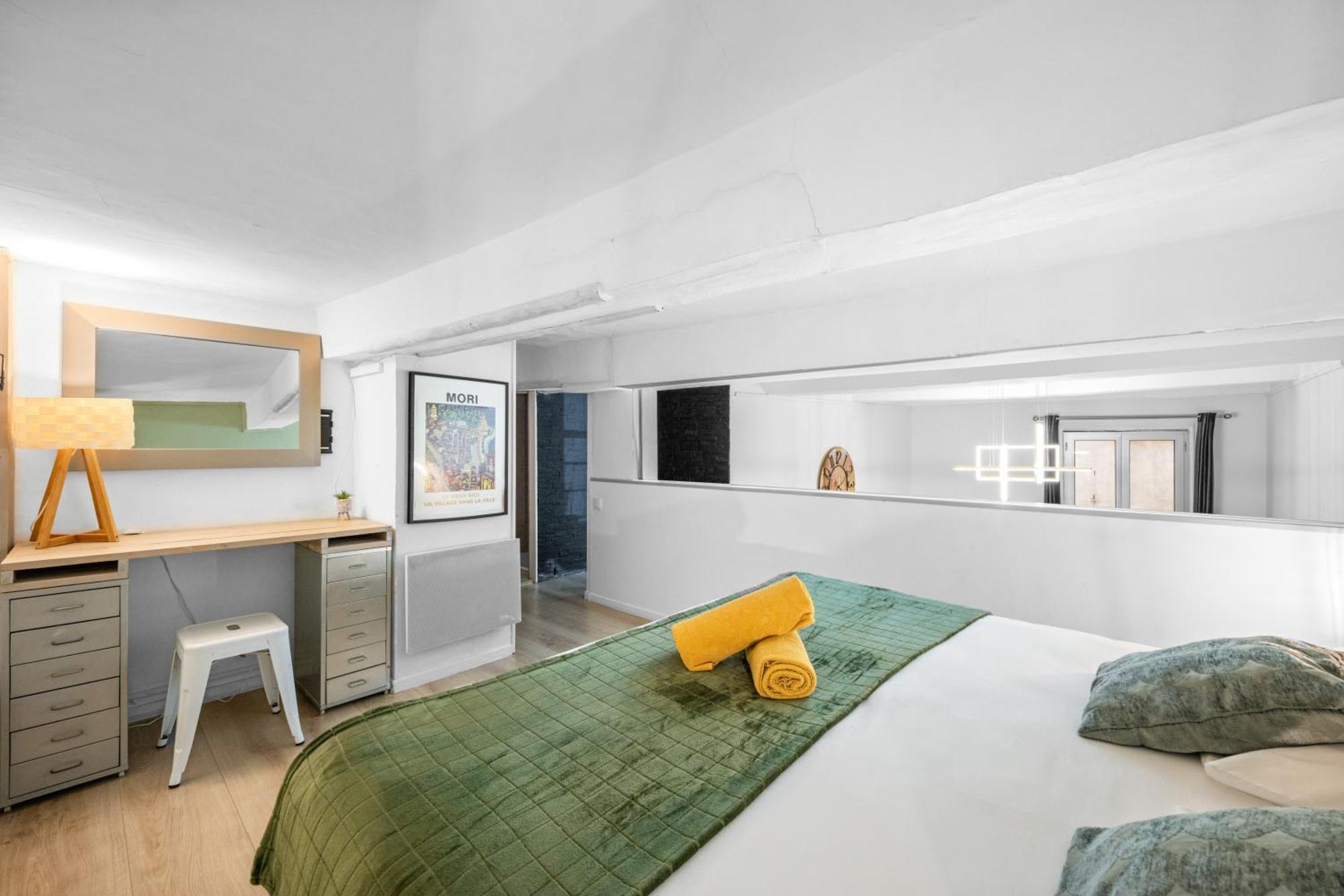 Spacieux Loft & Central- Vieux Apartment