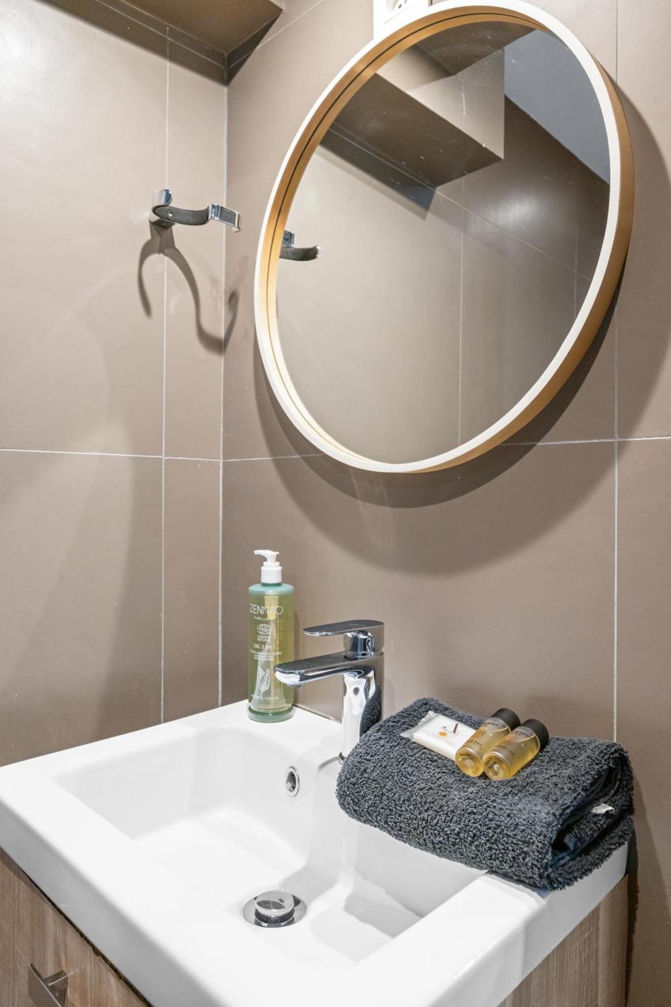 Spacieux Loft & Central- Vieux Apartment *