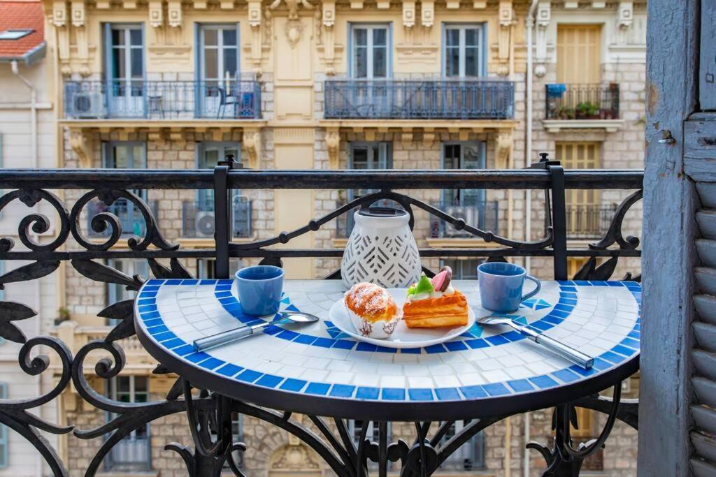 #61 1 Bdr Rossini Balcony Ac * Nice