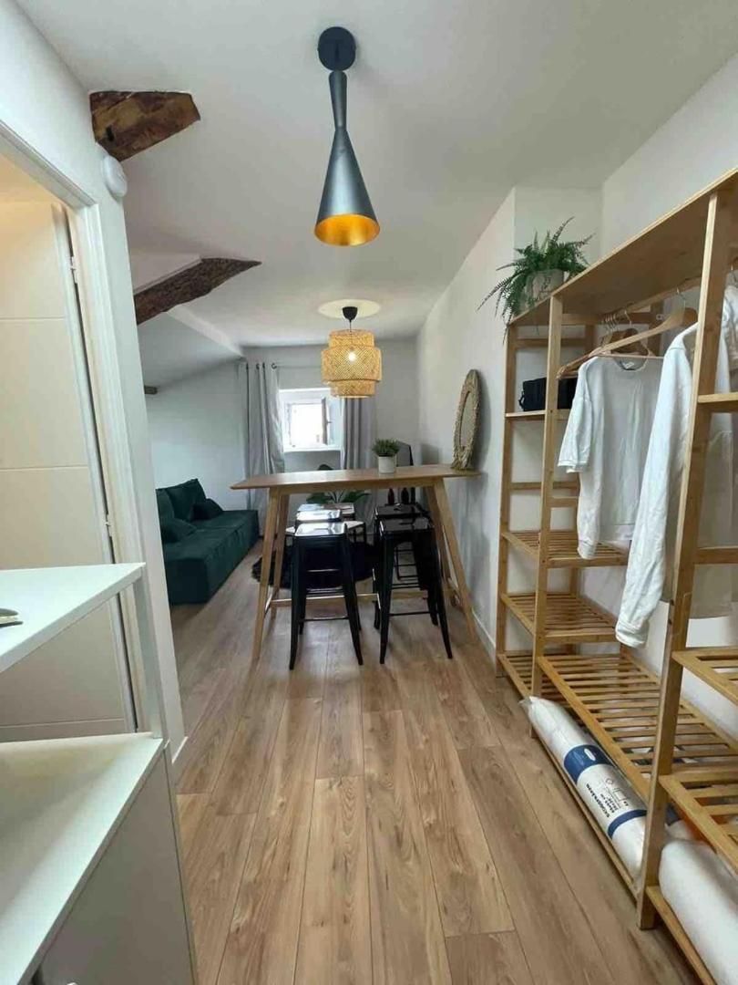 Apartment Beautiful Refurbished Cozy Nice