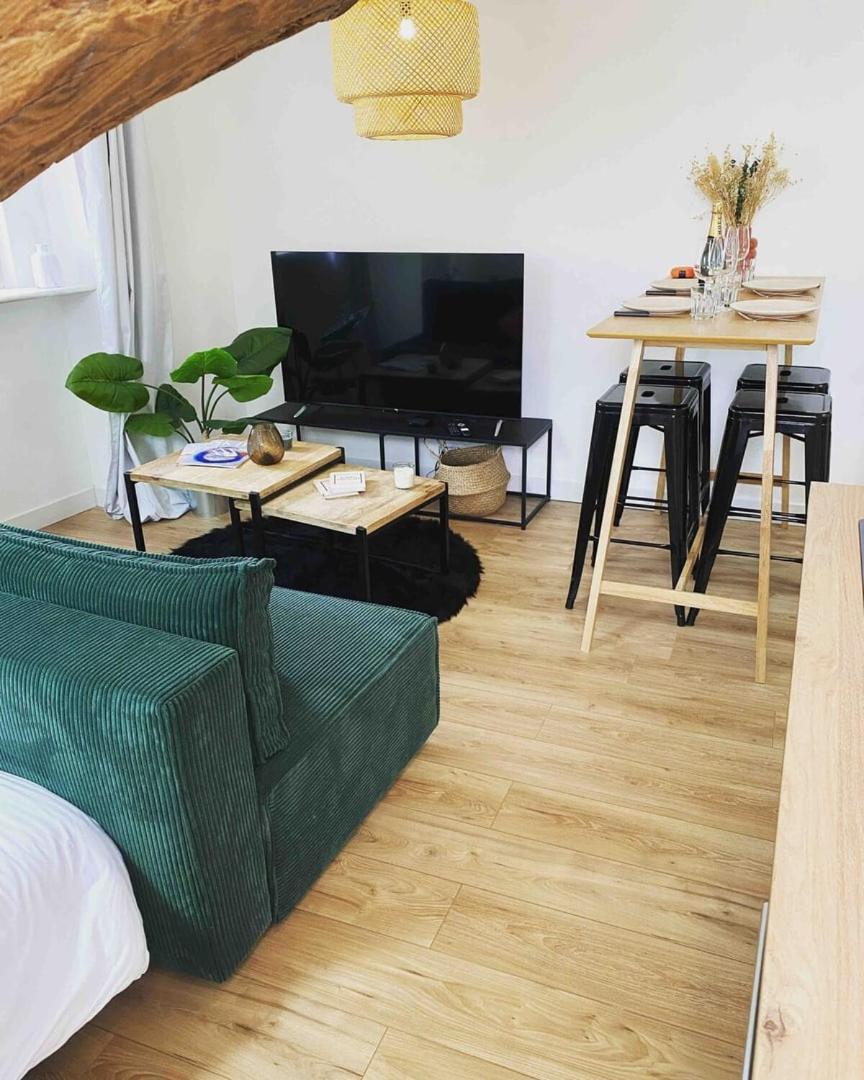 Apartment Beautiful Refurbished Cozy *