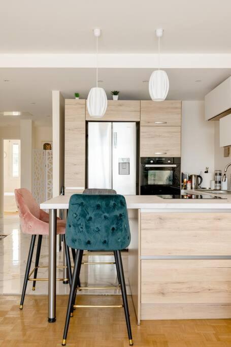 Promenade Beautiful Sea View Bright & Spacious! Bravostaysriveria * Nice