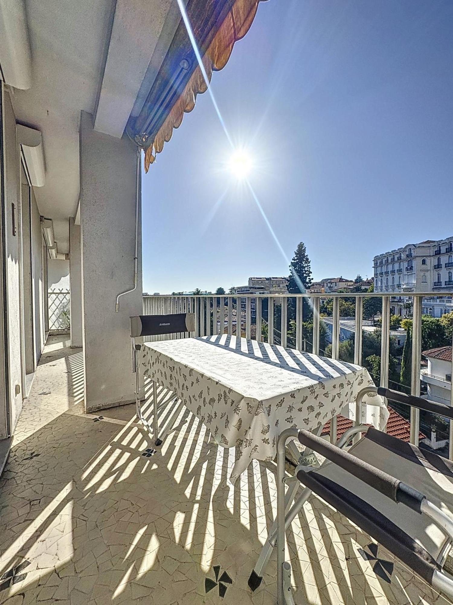 Magnifique Dernier Etage A 300m De La Promenade! Apartment *