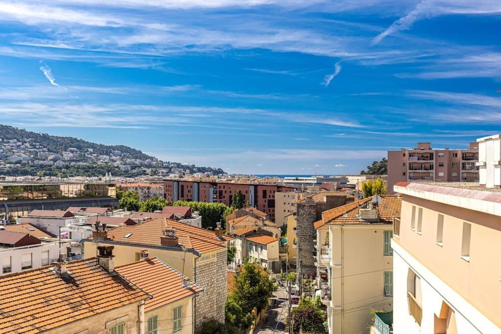 Penthouse 2bedroms 6pax- Views 45m2 Terrace Nice