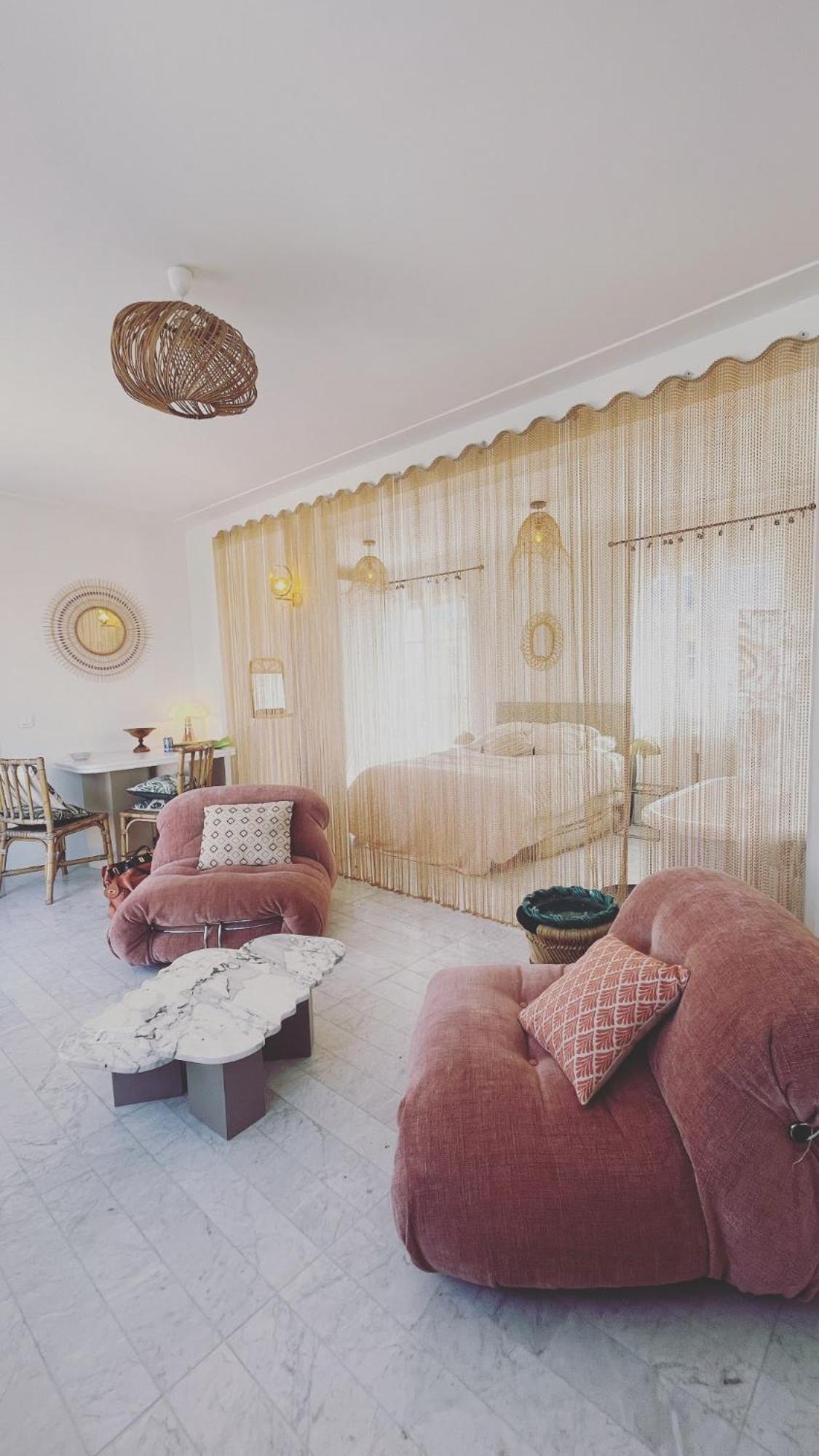 Stunning Penthouse With Large Terrasses & 360 View