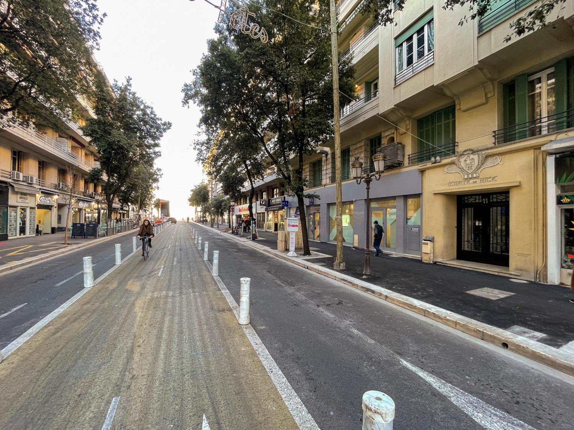 Apartment Comte De Luxury 4 Pers Parking Wifi Ac *