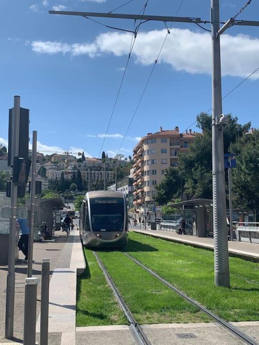 Apartment Agreable & Lumineux Proche Hopital Pasteur