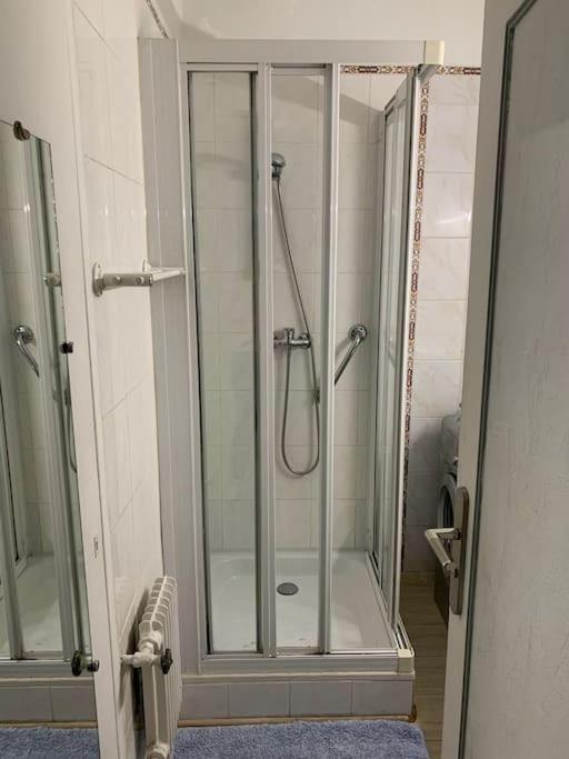 Agreable & Lumineux Proche Hopital Pasteur Apartment *