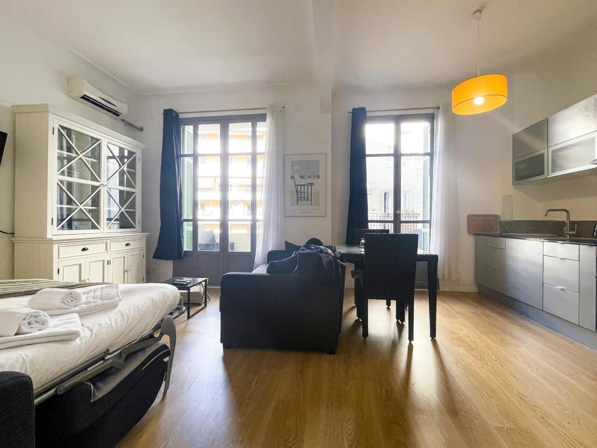 Le Comte De 2 Pers Ac Wifi Apartment *