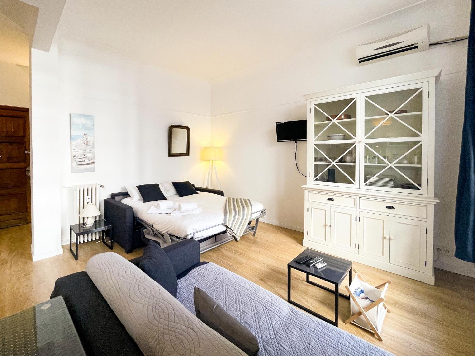 Apartment Le Comte De 2 Pers Ac Wifi Nice