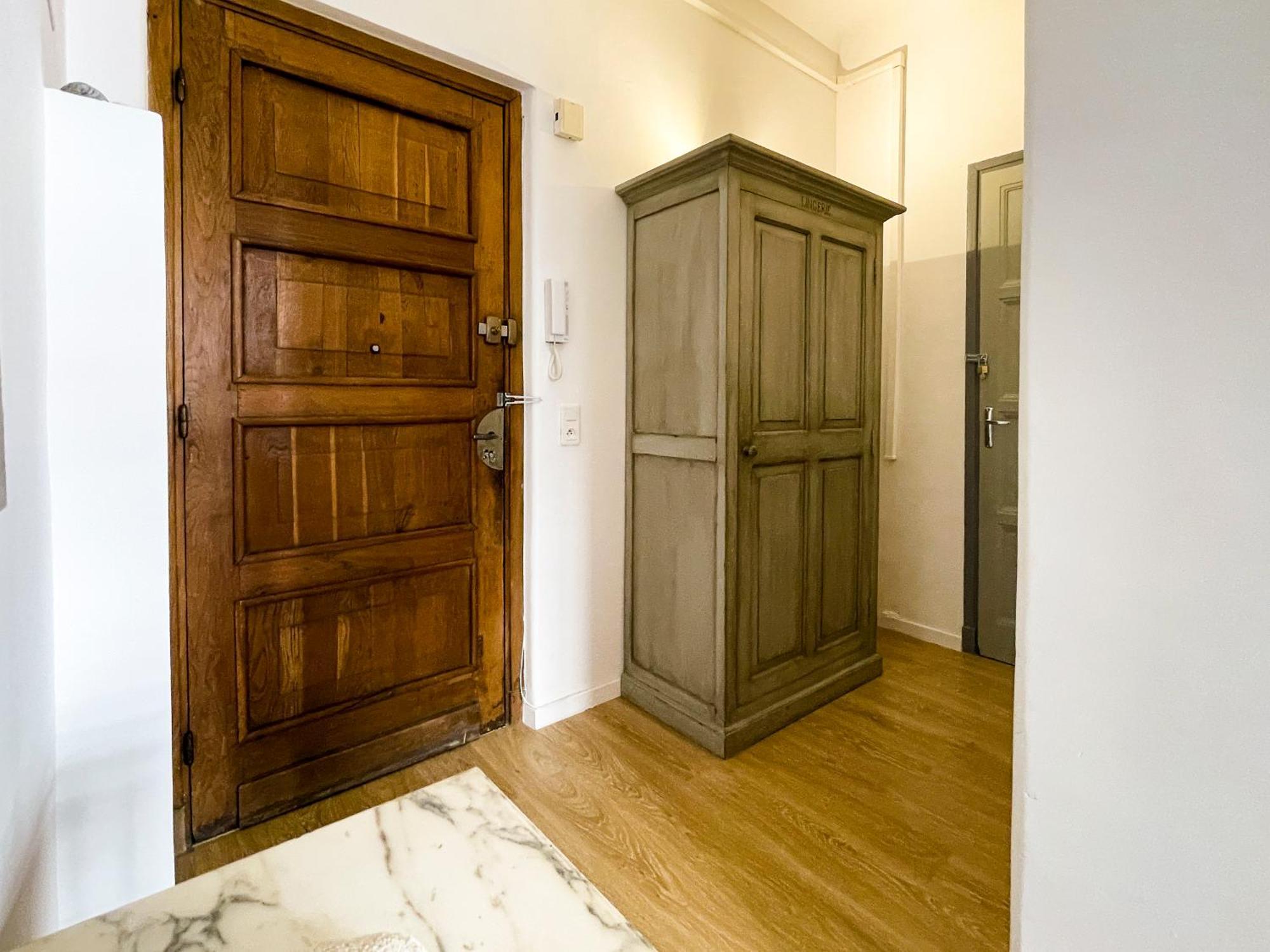 Apartment Le Comte De 2 Pers Ac Wifi