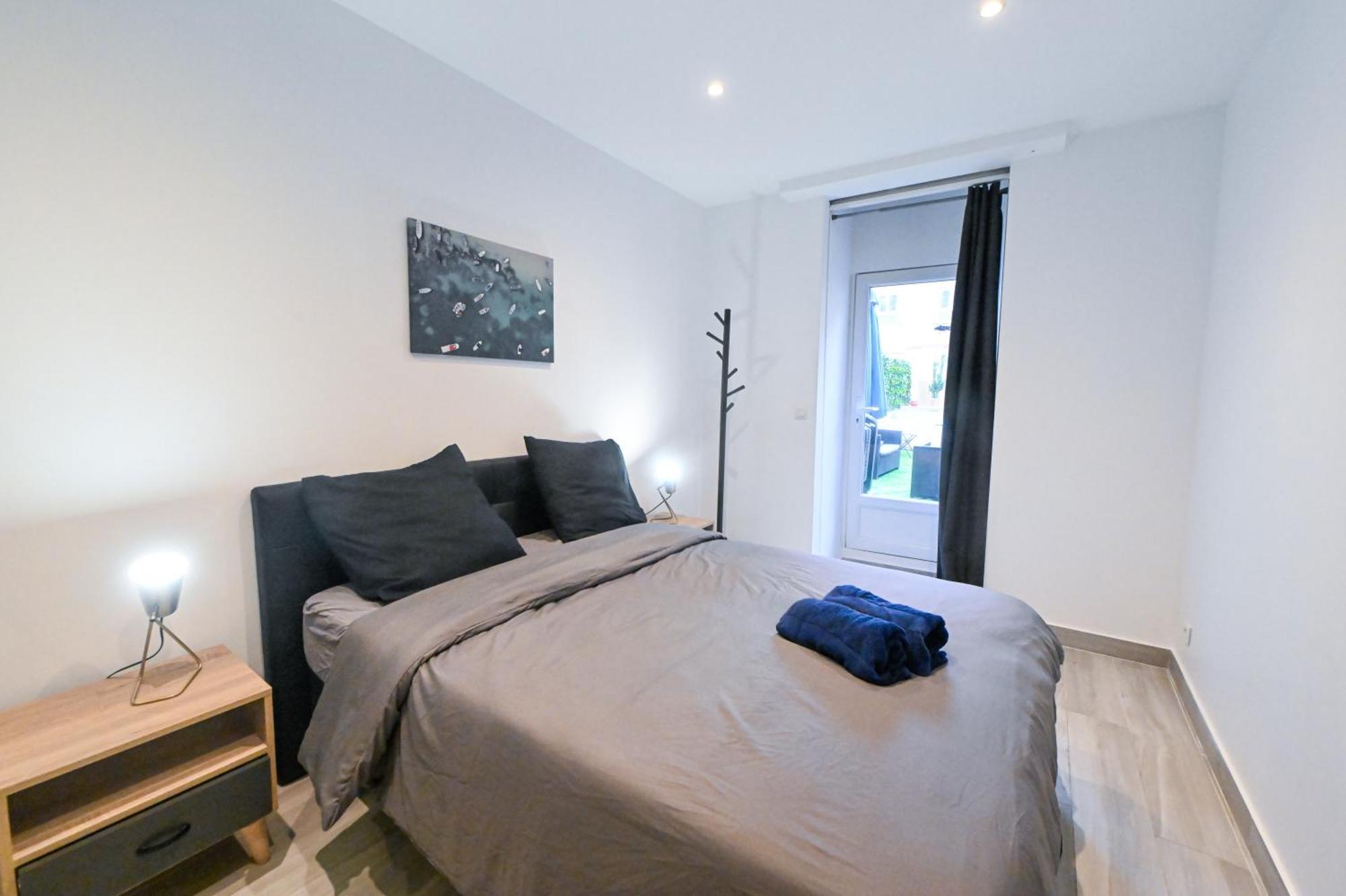 Apartment Loft Place Massena Avec Terrasse Nice