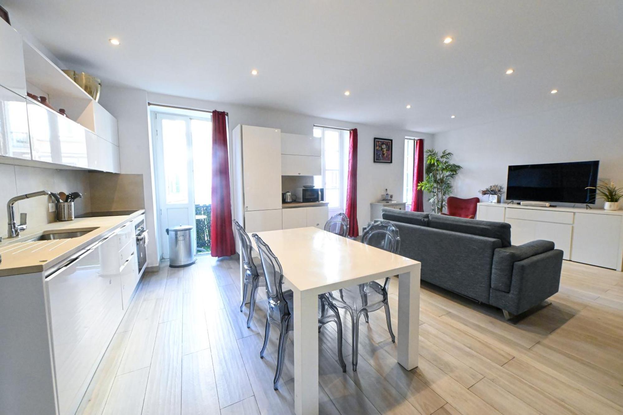 Loft Place Massena Avec Terrasse Apartment Nice