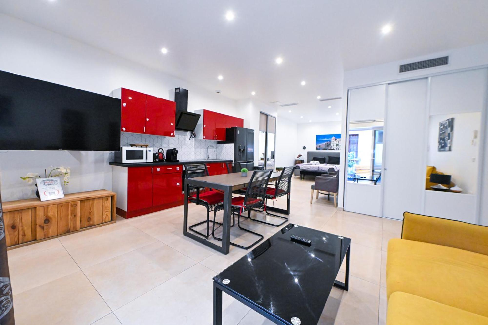 Grand Loft A Deux Pas De La N1 Apartment *