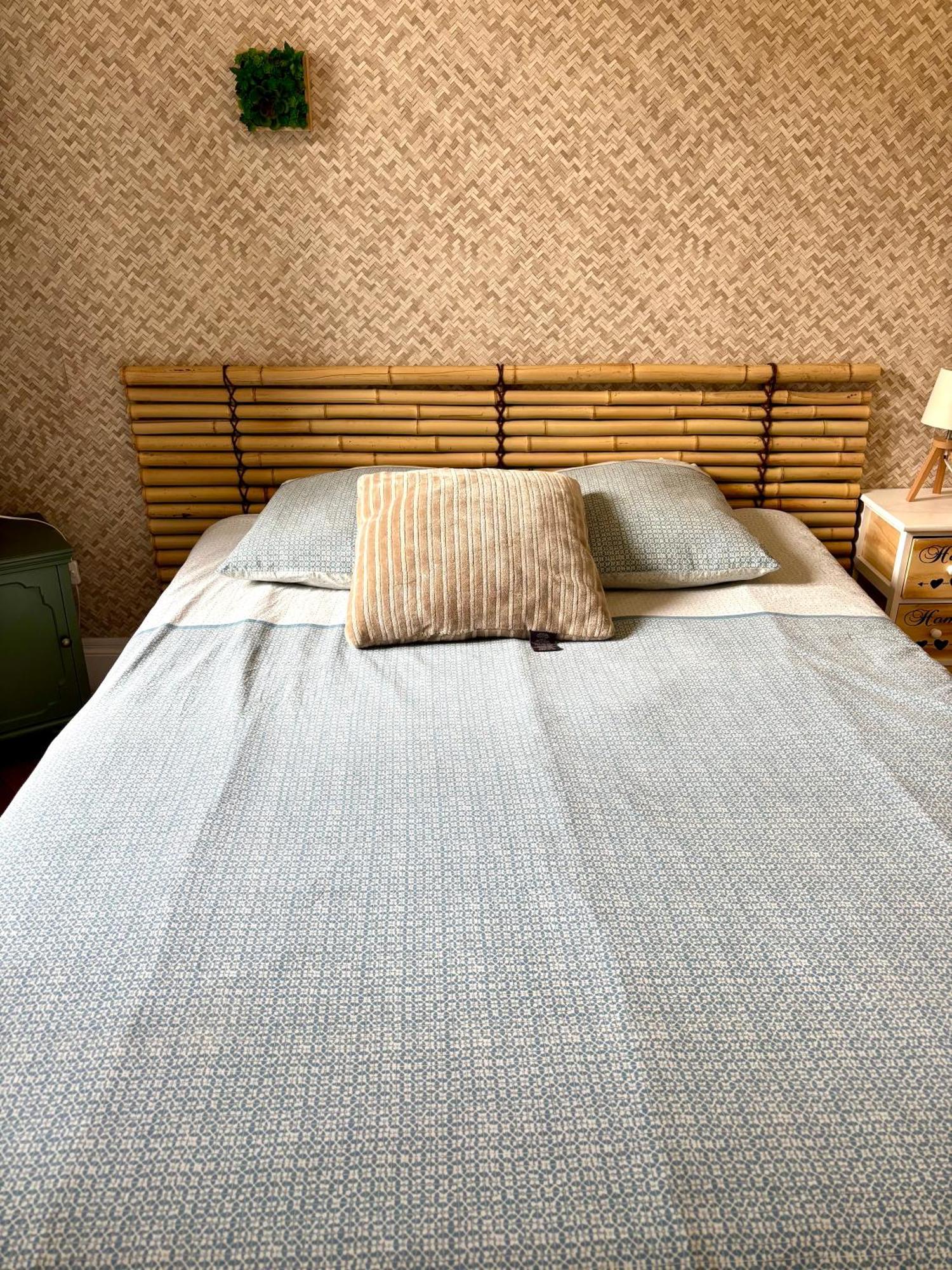 Les De Cedric Iconic Tram Gare Pour Personnes Calmes *