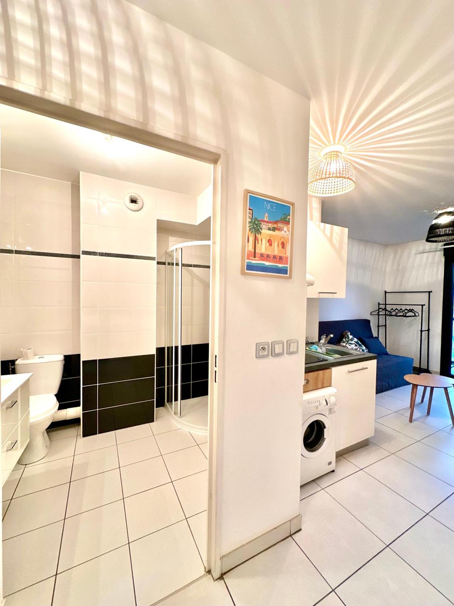 600 M De La Promenade Des Apartment Nice