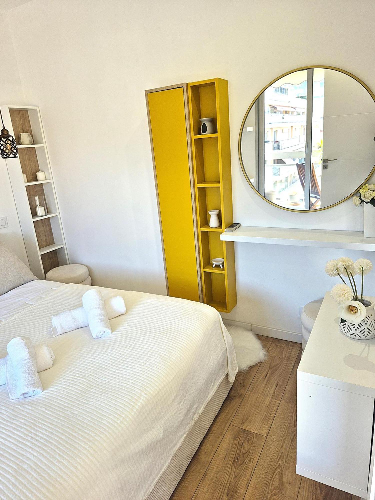 Superbe Luxueux Spacieux 50 M2 Port Apartamento Nice