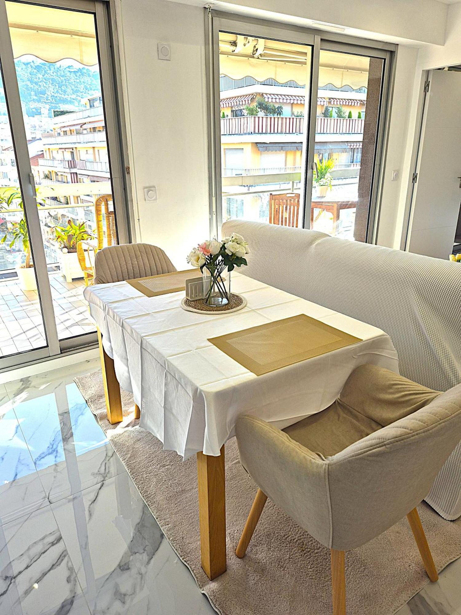 Superbe Luxueux Spacieux 50 M2 Port