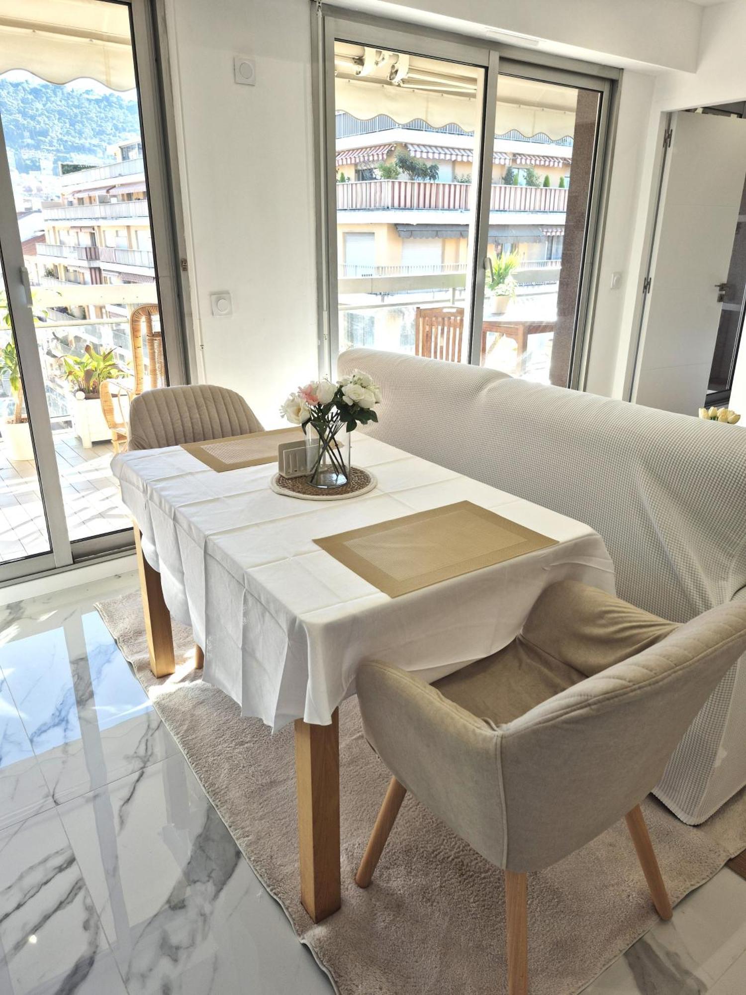 Superbe Luxueux Spacieux 50 M2 Port