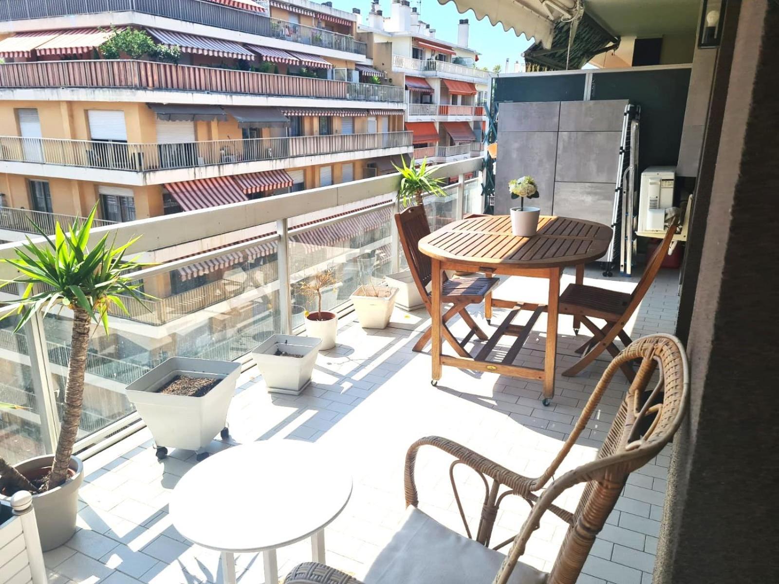 Superbe Luxueux Spacieux 50 M2 Port Apartamento