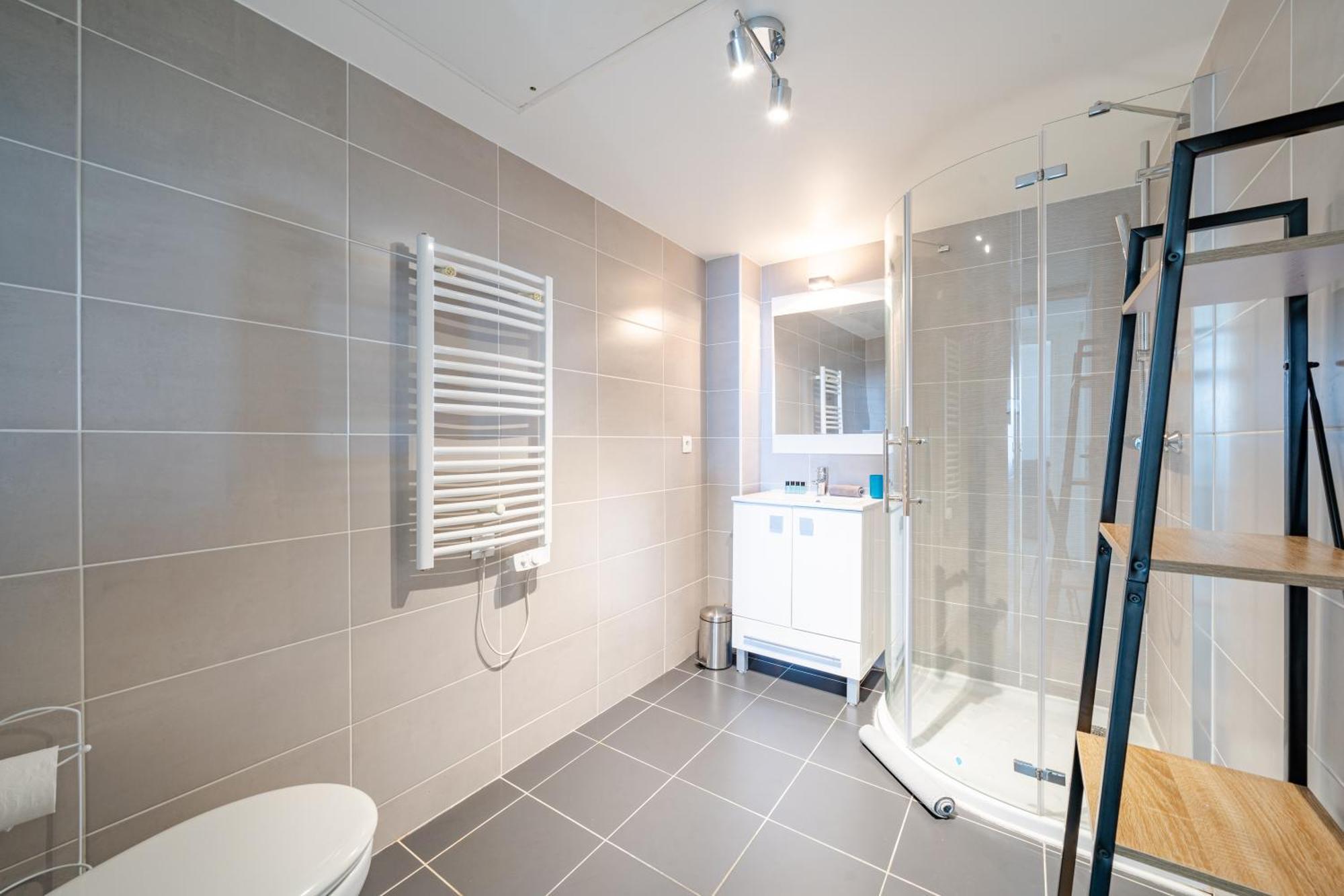 Magnifique 4 Pers,clim,parking * Nice