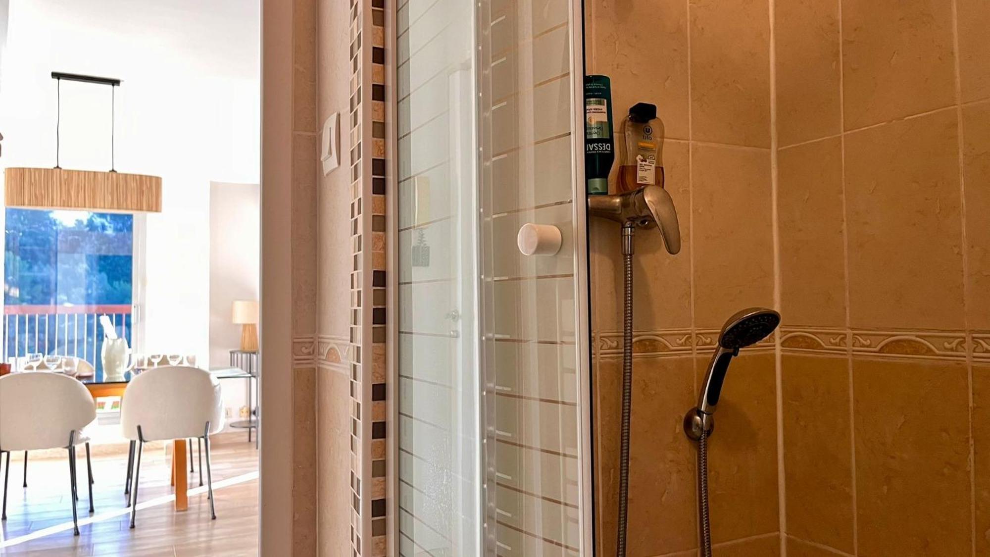 L Olivier - Vue - Clim - Piscine - Tennis - 6p Apartment *