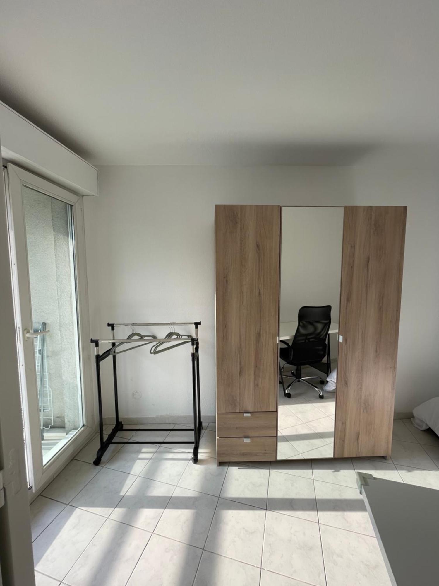 Le Soleil Nicois, Proche Du Port *