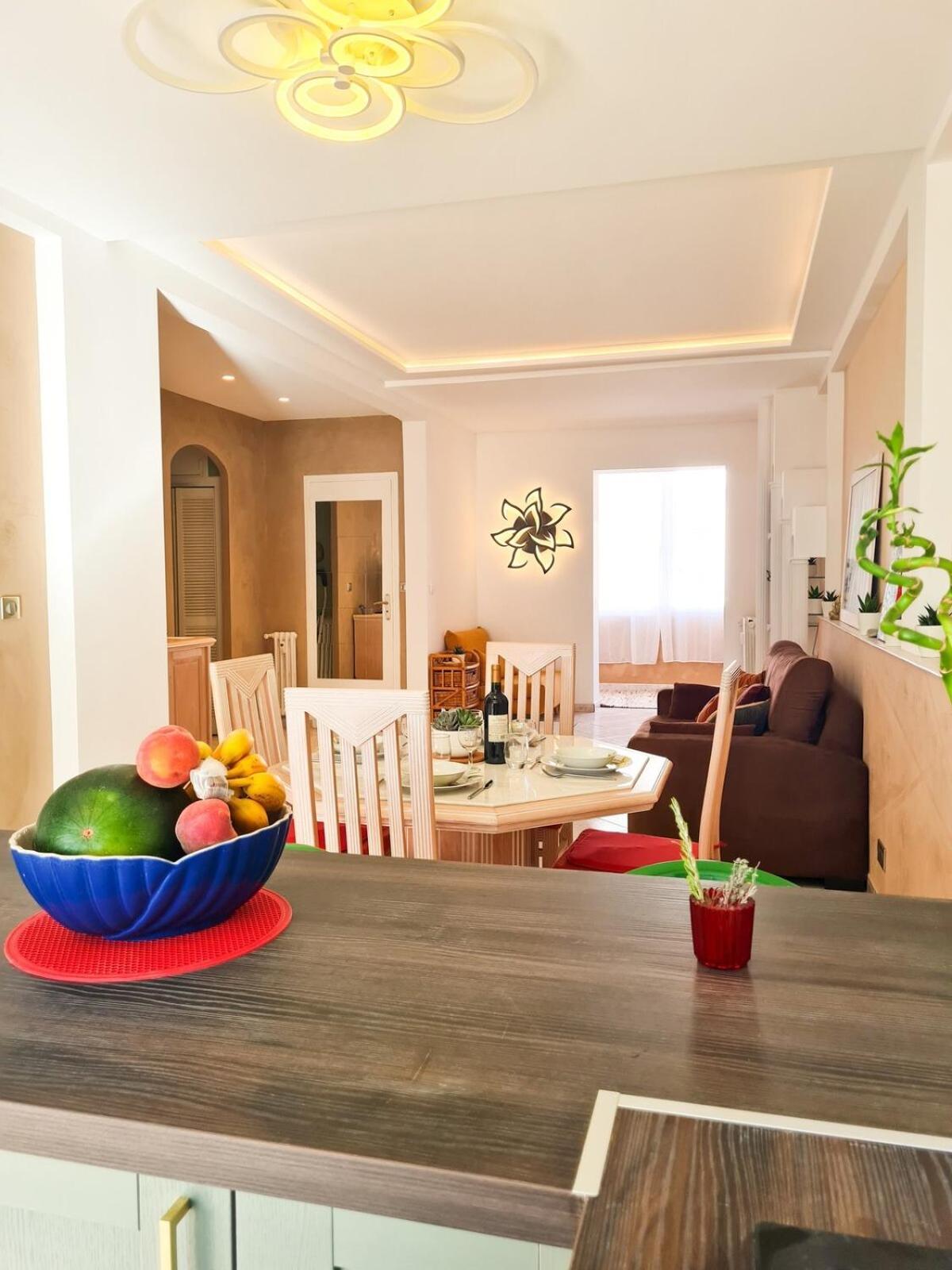 - Climatisation - * Nice