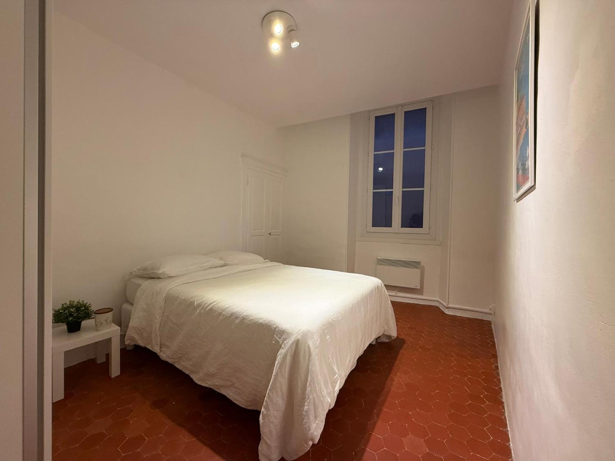 Apartment Sublime 4p Classe Dans Le Vieux-nice *