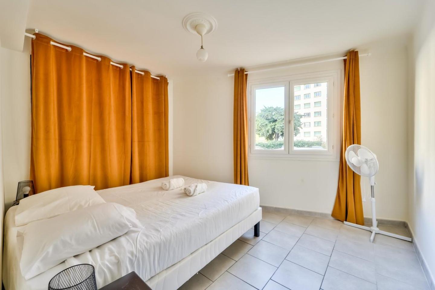 Modern 2br Flat - De Apartment
