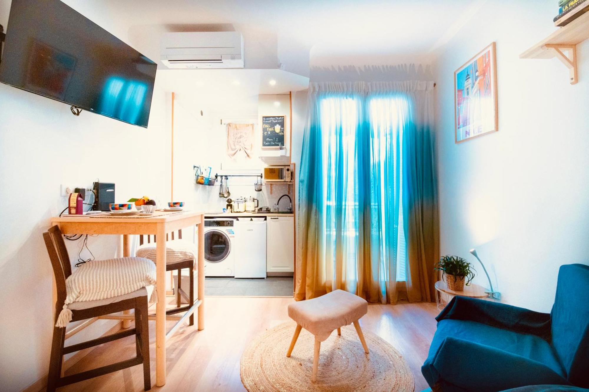 Apartamento Haliviera - Golden Square, 1min From Beach