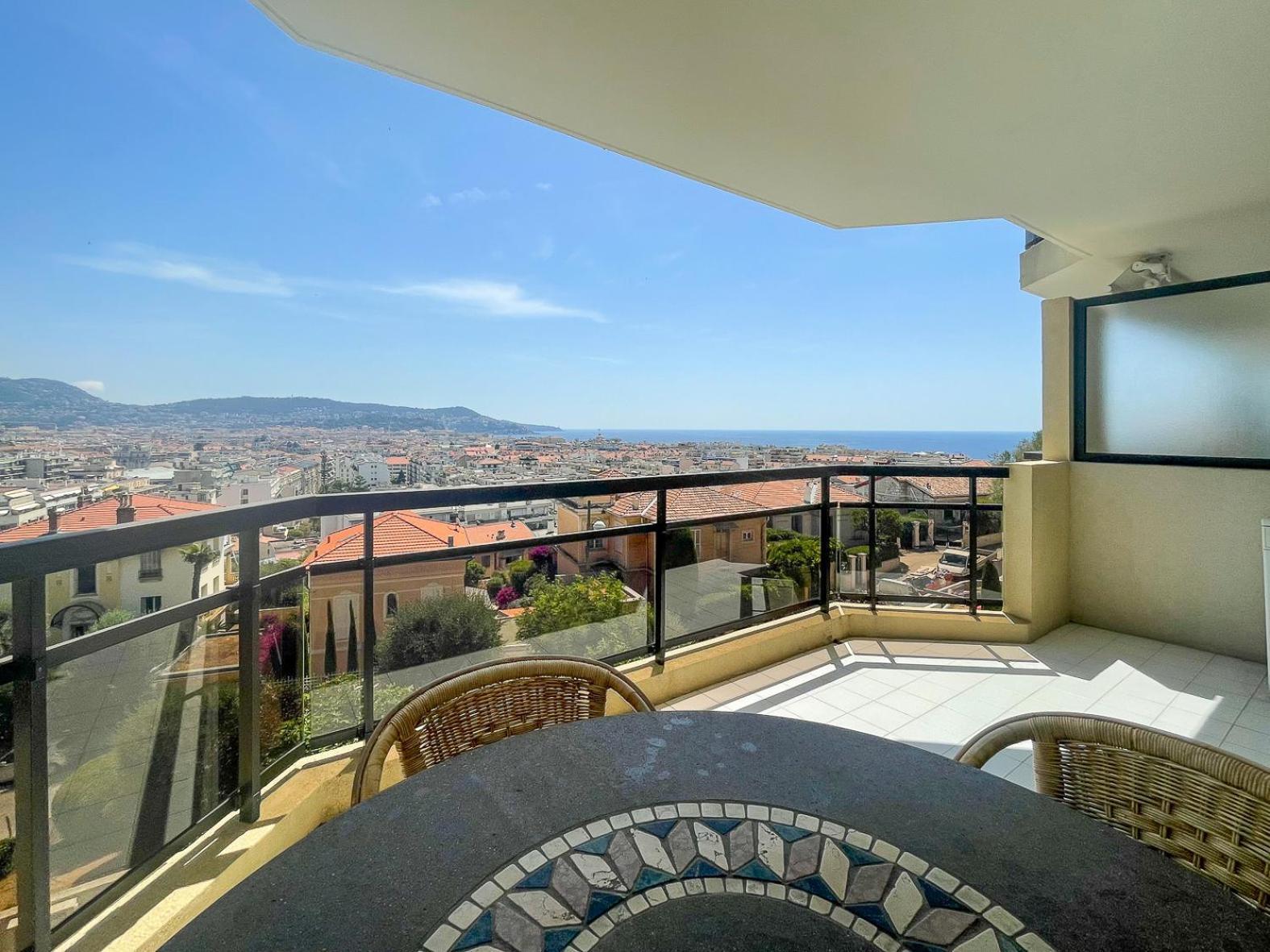 La Dolce 6 Pers Parcheggio Terrazza Apartment *