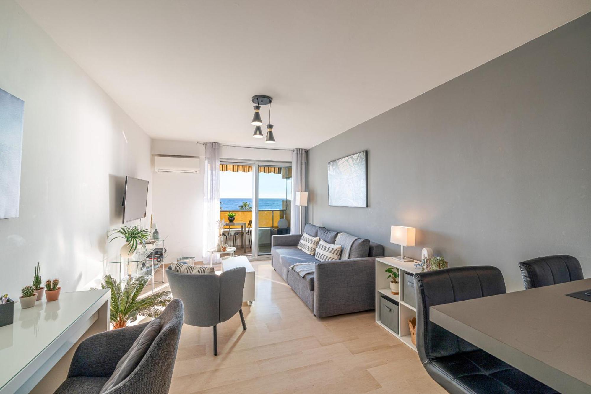 Sea View & Promenade Des * Nice