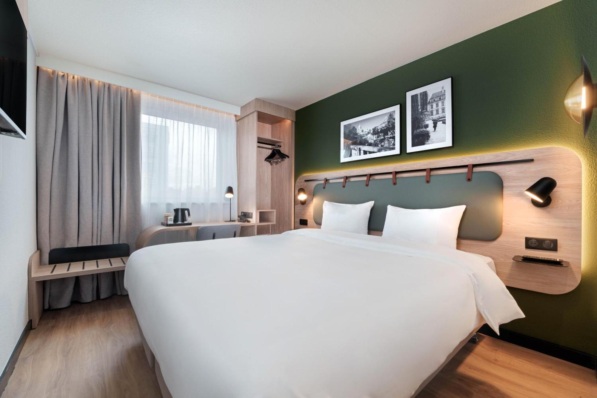 Hotel Campanile Prime - Airport Nice