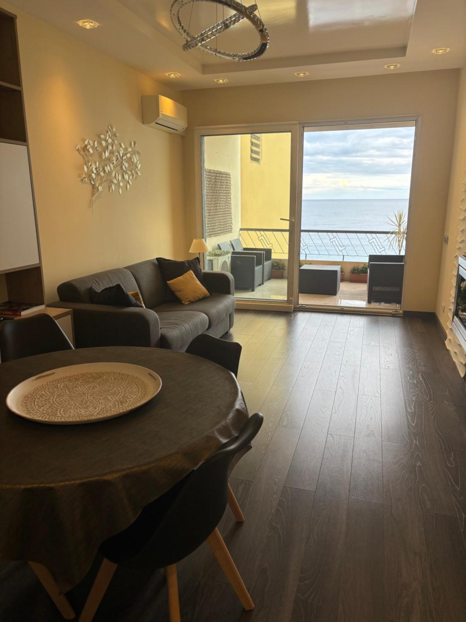 Appartement Magnifique Avec Vue Sur