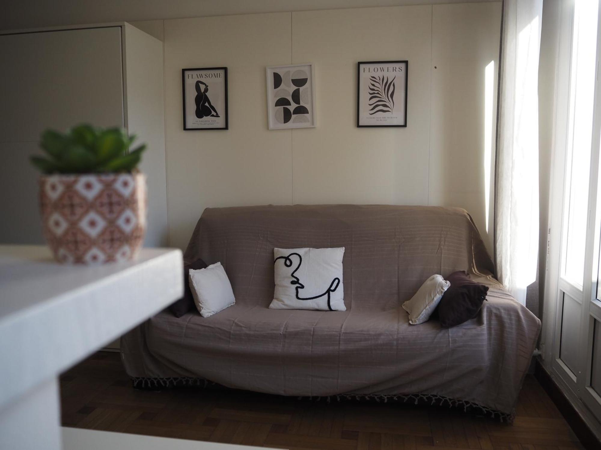 With Large Terrace Sea View 4th Floor Apartment *