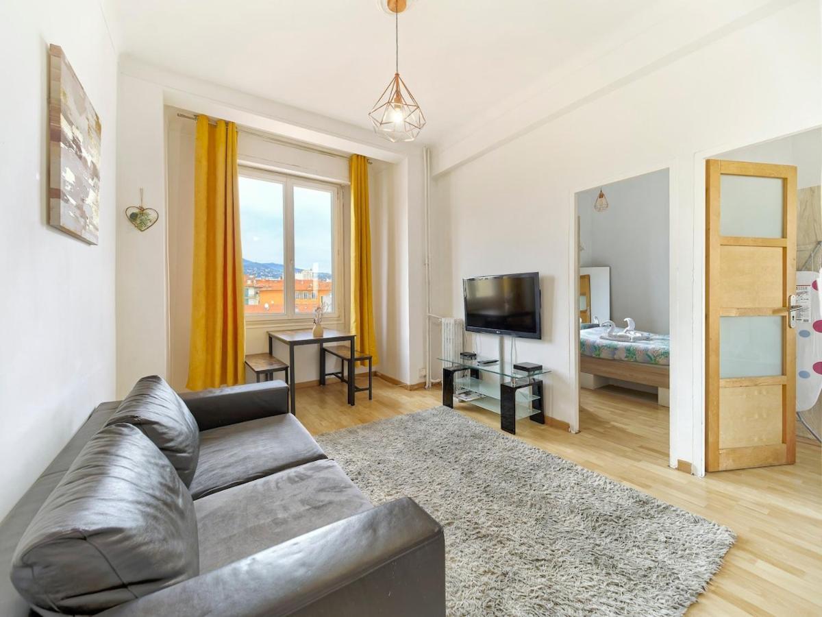 Spacious Apartment-hypercentre * Nice