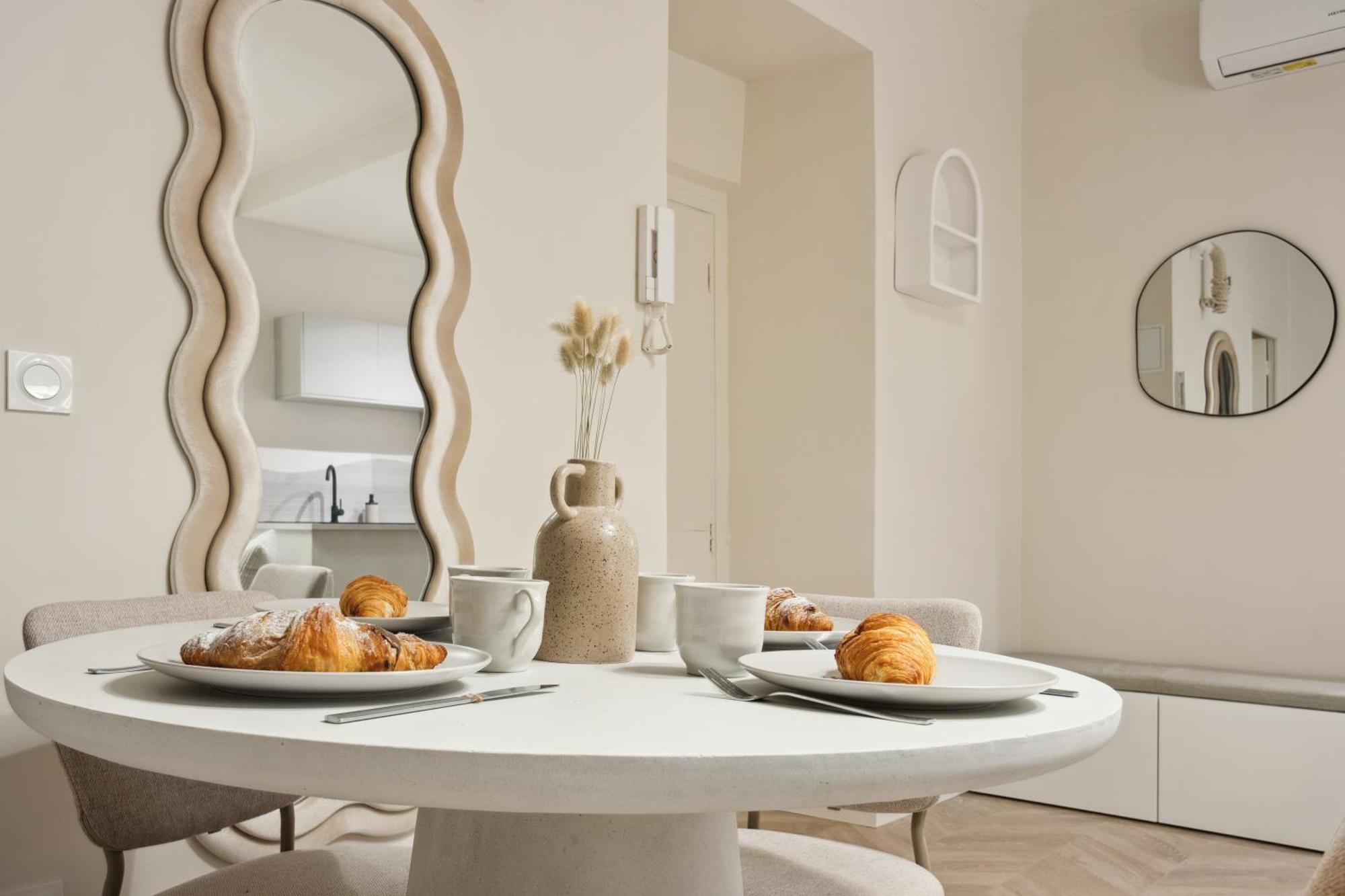 Apartment Cosy Moon For 4 Or 6 People Quartier Du Port Nice