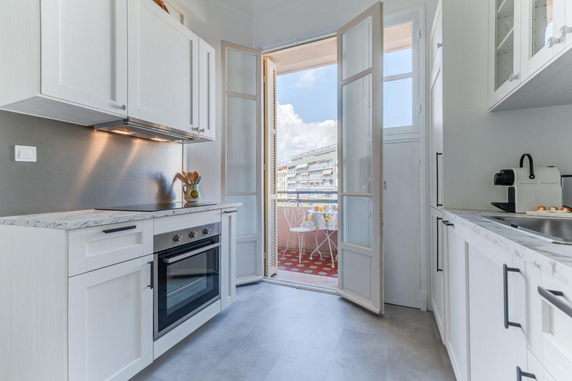 Holiday home Elegant With Balconies In The Heart Of *