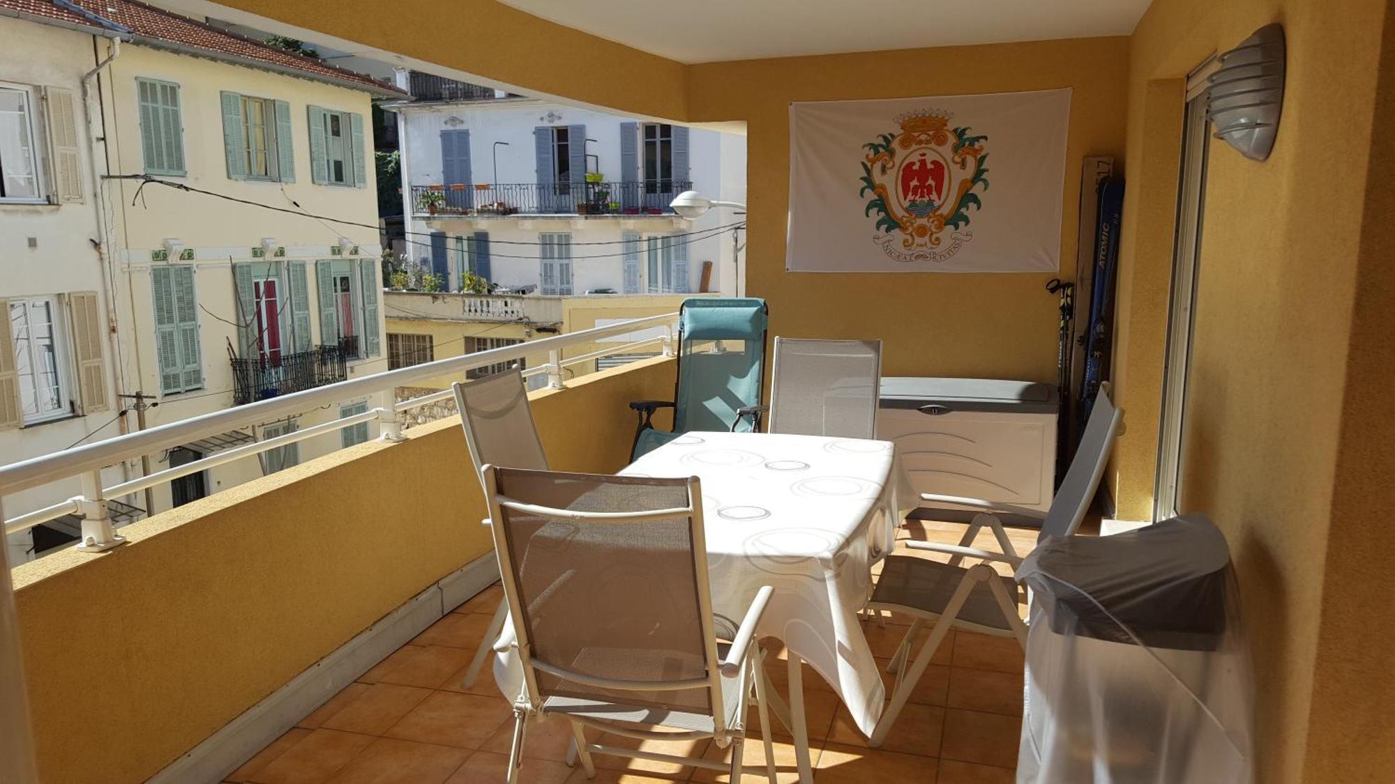 Pour 51m2 Avec Grande Terrasse Homestay