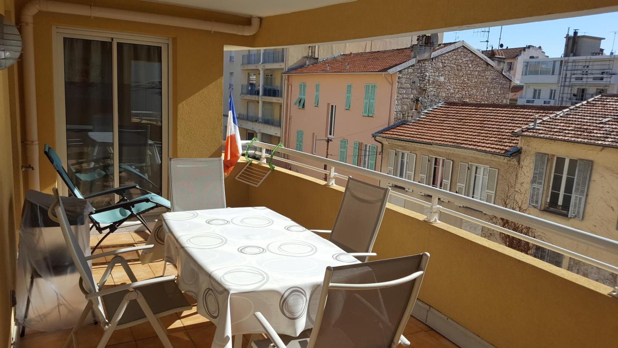Homestay Pour 51m2 Avec Grande Terrasse