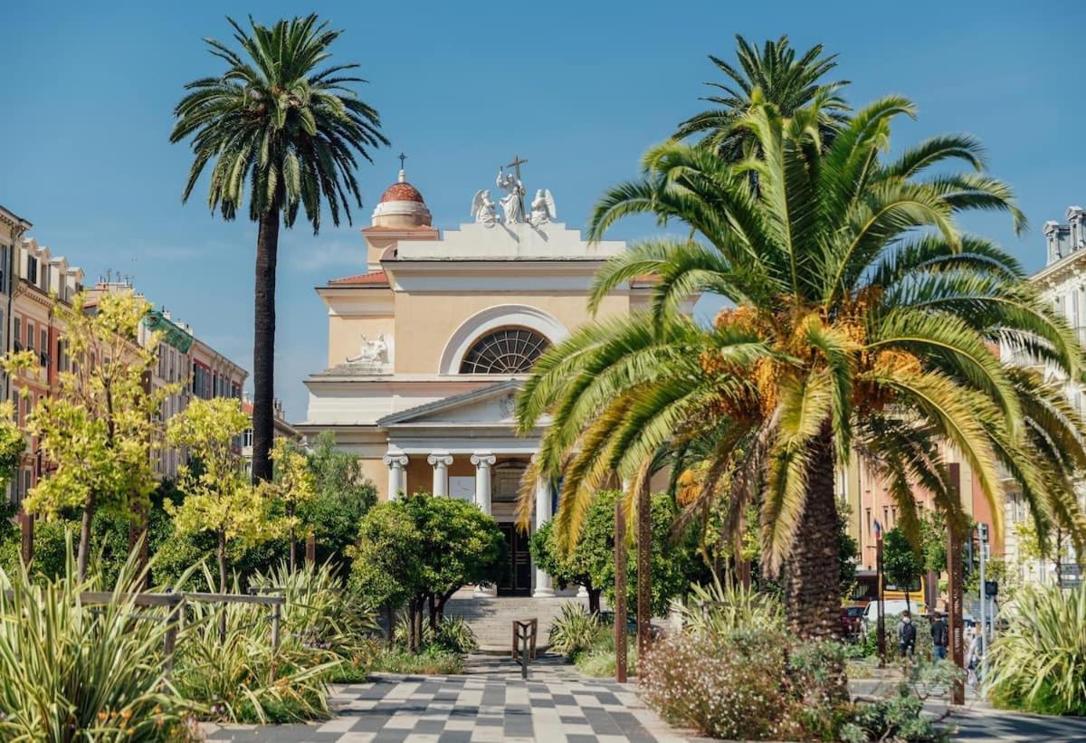 Golden Square Apartment Nice